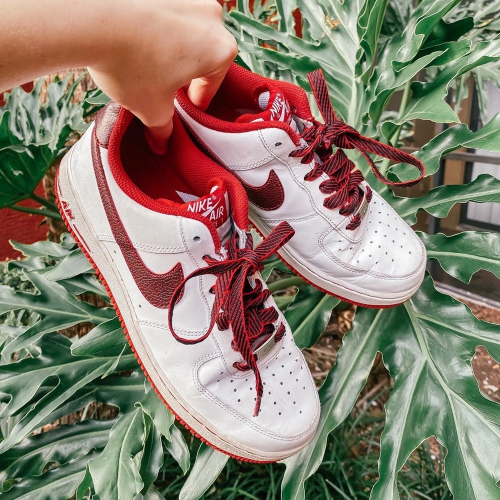 Nike Air Force 1’s - red & white